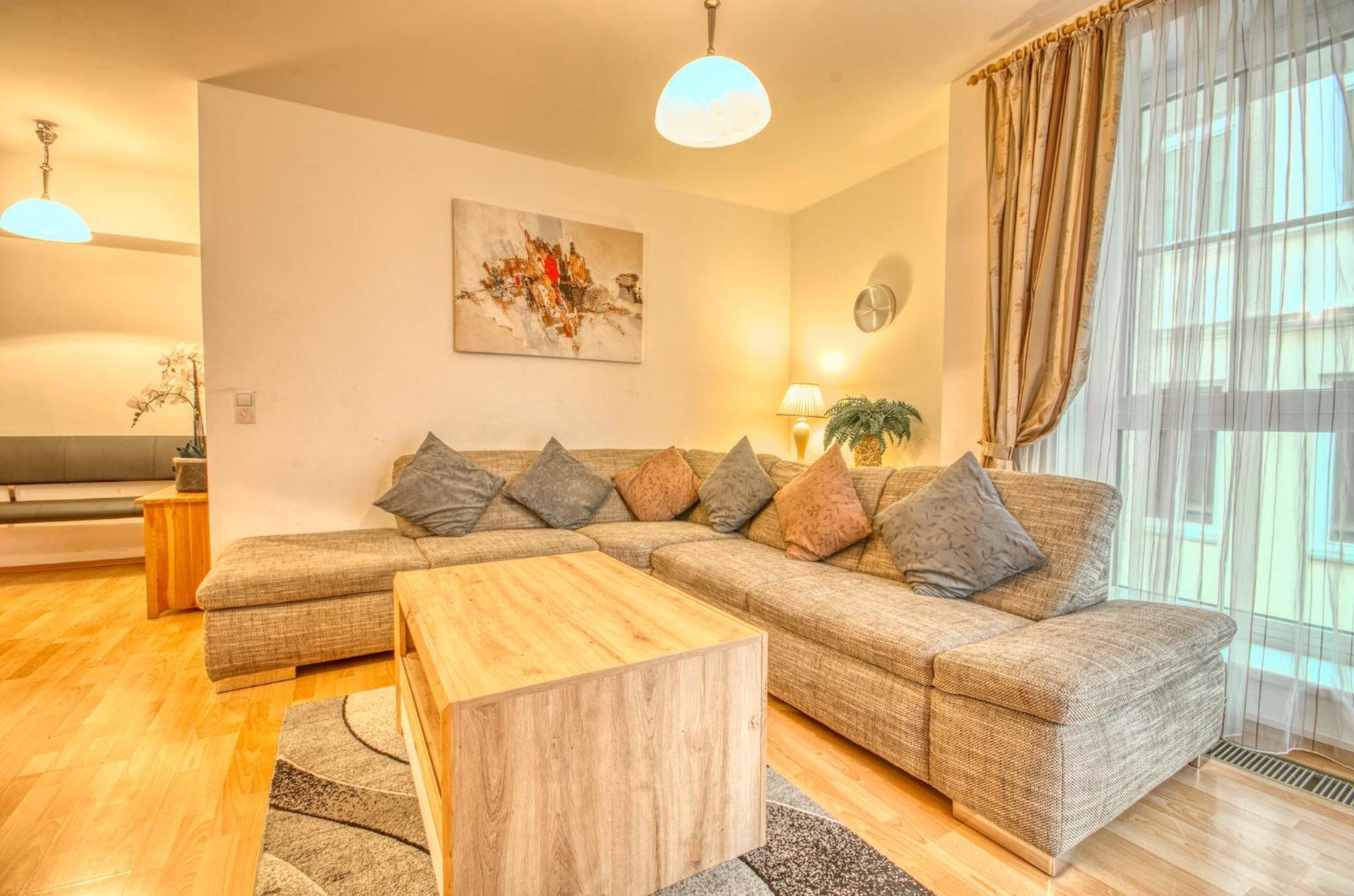 Zeller City Apt Aydin - By Alpen Apartments Целль-ам-Зеє Екстер'єр фото